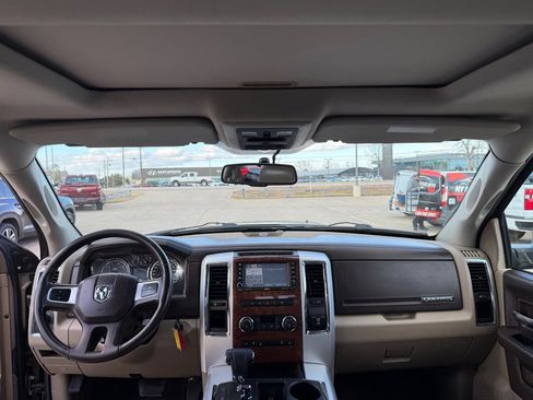 Used 2009 Dodge Ram 1500 Truck Laramie image 24