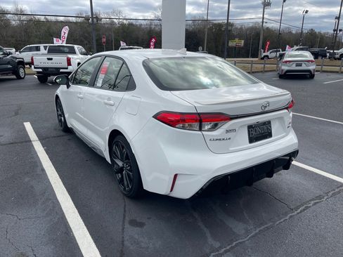 Used 2026 Toyota Corolla SE image 12