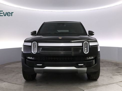 Used 2024 Rivian R1S Adventure image 12
