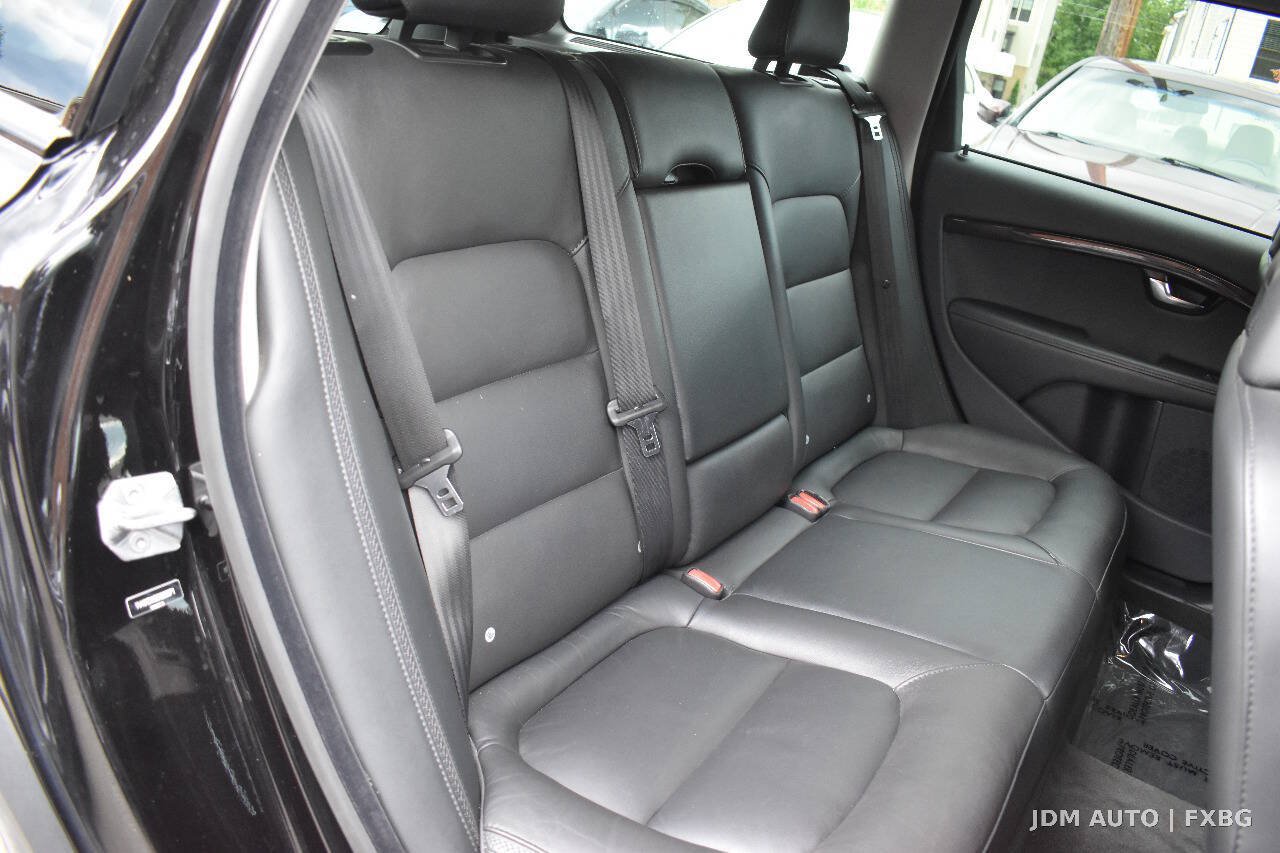 Used 2016 Volvo XC70 T5 Premier w/ Proximity Package AWD/4WD image 15