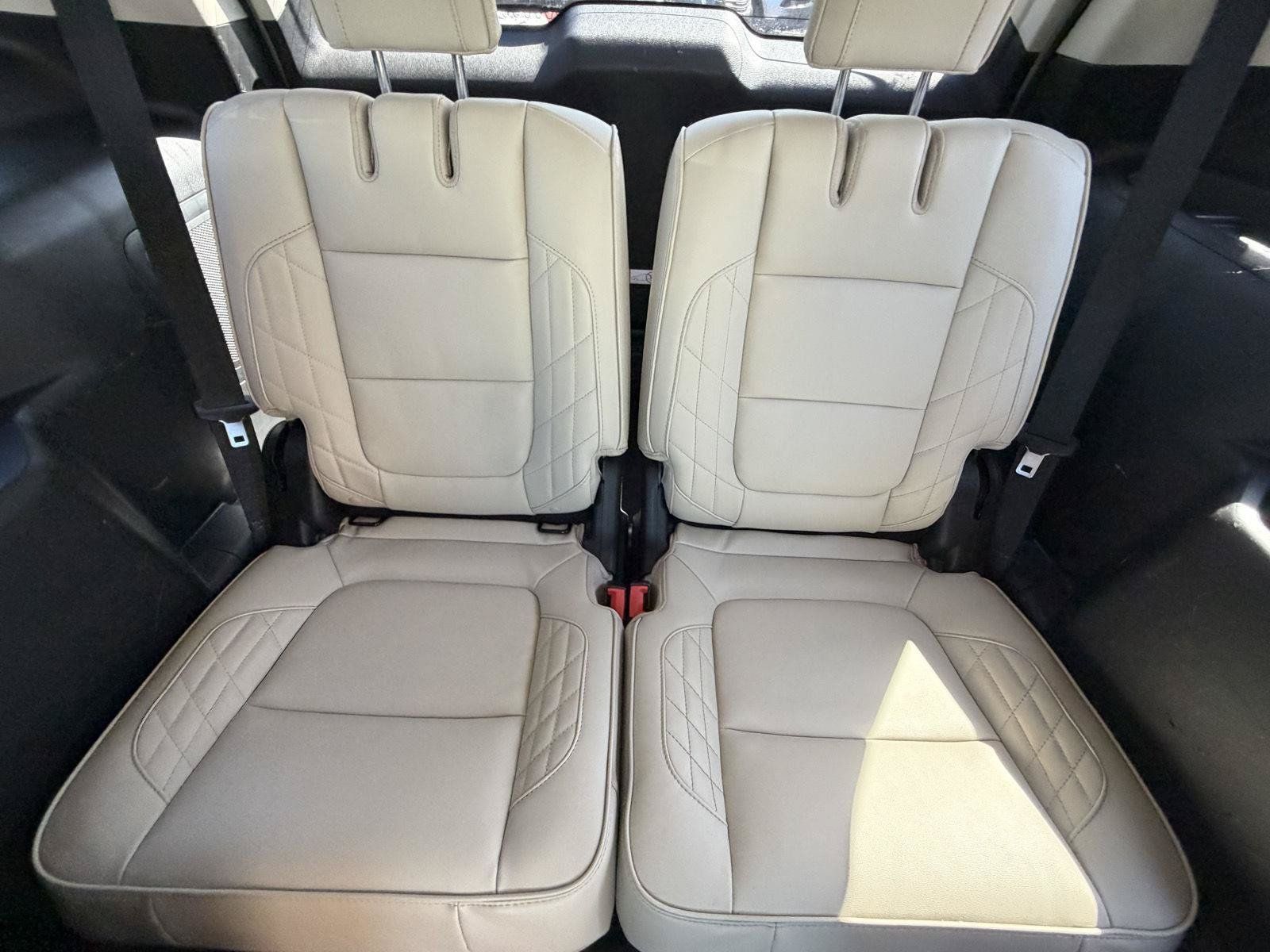 Used 2017 Ford Explorer Platinum AWD/4WD image 20