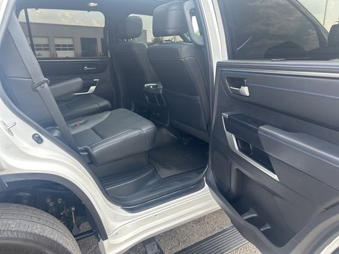Used 2023 Toyota Sequoia Platinum image 22