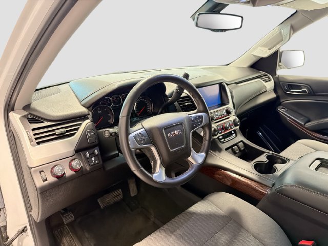 Used 2015 GMC Yukon SLE w/ HD Trailering Package AWD/4WD image 9