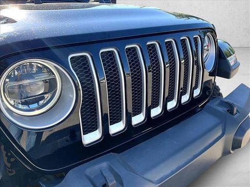 Used 2021 Jeep Wrangler Unlimited Sahara AWD/4WD image 27