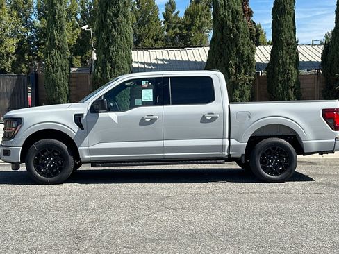 New 2026 Ford F150 XLT w/ XLT Black Appearance Package RWD image 7