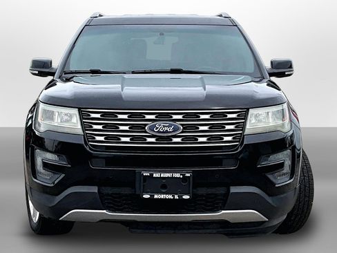 Used 2016 Ford Explorer XLT w/ Equipment Group 202A FWD image 3