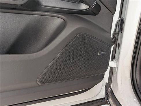 Used 2025 Porsche Cayenne Coupe image 14