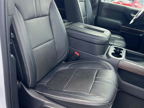 Used 2022 Chevrolet Silverado 1500 High Country image 29