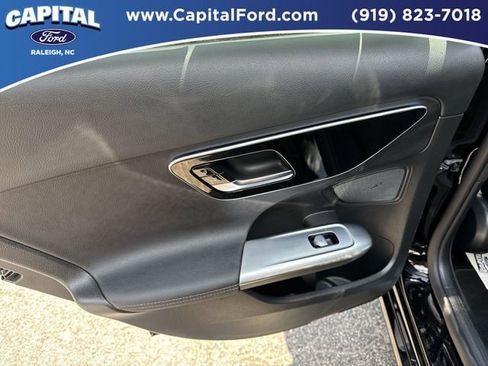 Used 2025 Mercedes-Benz C 300 4MATIC Sedan image 17
