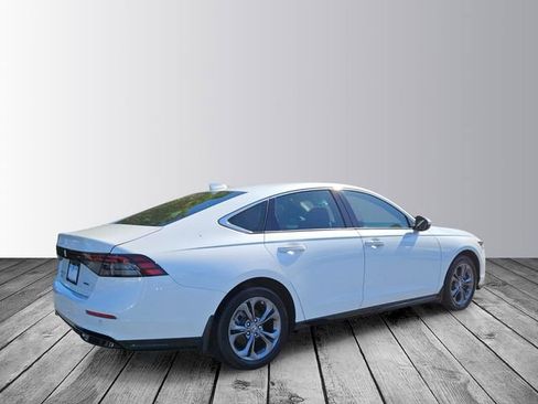 Certified 2023 Honda Accord EX-L image 5