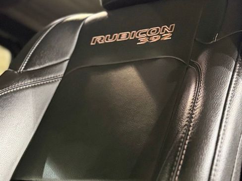 Used 2021 Jeep Wrangler Unlimited Rubicon image 41
