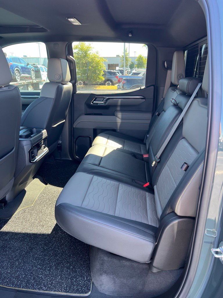 Used 2025 Chevrolet Silverado 1500 ZR2 w/ ZR2 Bison Edition AWD/4WD image 11