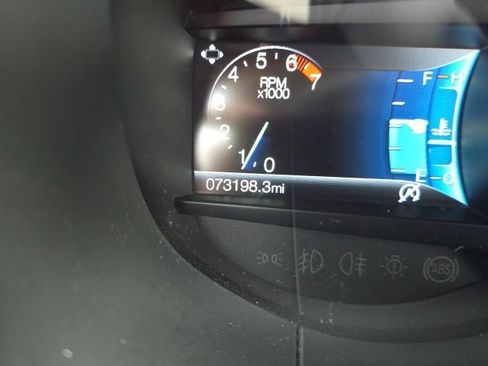 Used 2021 Ford Edge Titanium w/ Class II Trailer Tow Package AWD/4WD image 13
