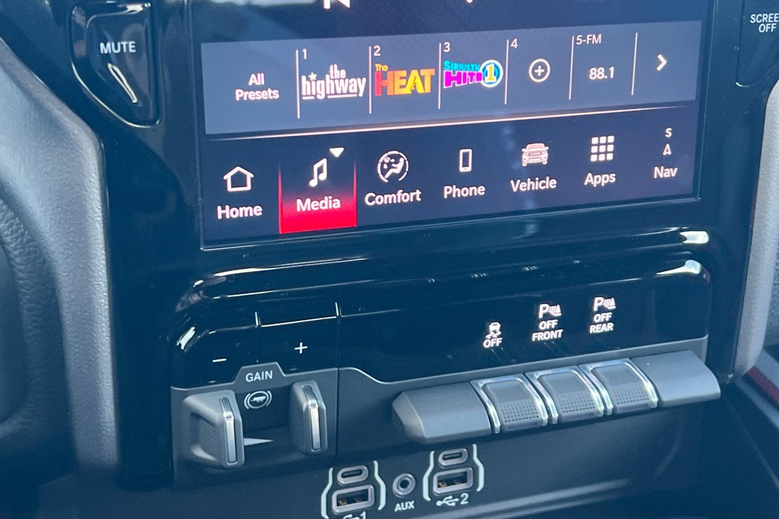 New 2026 RAM 1500 Rebel w/ Bed Utility Group AWD/4WD image 19