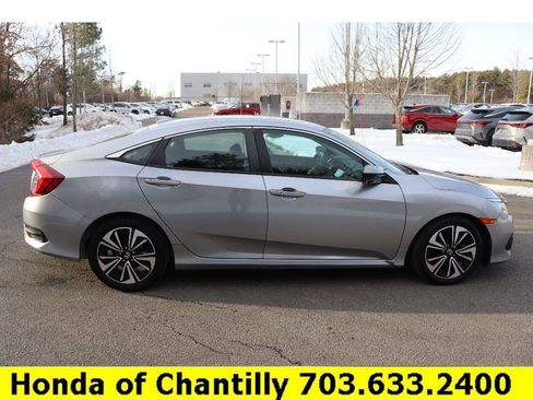 Used 2016 Honda Civic EX-T image 8
