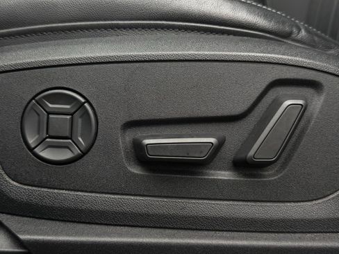 Used 2019 Audi e-tron Premium Plus image 85