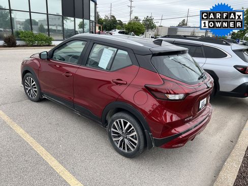 Used 2023 Nissan Kicks SV FWD image 3