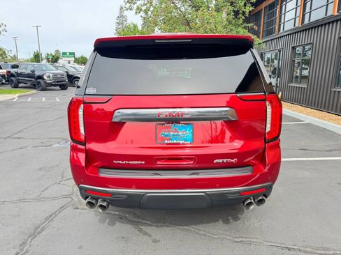 Used 2022 GMC Yukon AT4 AWD/4WD image 4