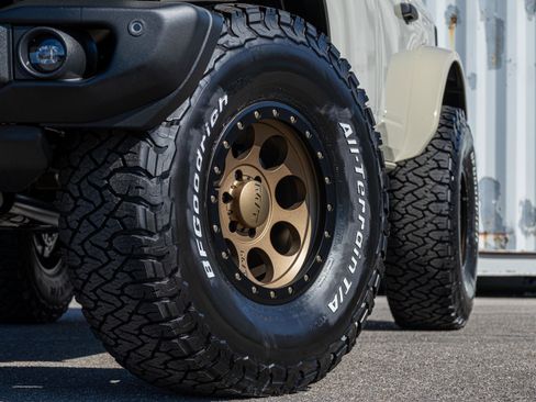 New 2025 Ford Bronco Badlands image 29