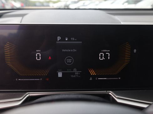 Used 2025 Kia Sorento S FWD image 26