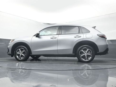 Used 2024 Honda HR-V EX-L image 9