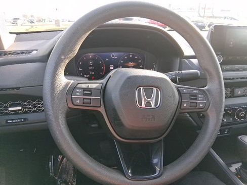 Used 2024 Honda Accord EX image 20