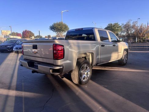 Used 2018 Chevrolet Silverado 1500 Custom w/ Custom Value Package image 21