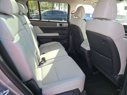 Certified 2024 Hyundai Santa Fe Limited image 26