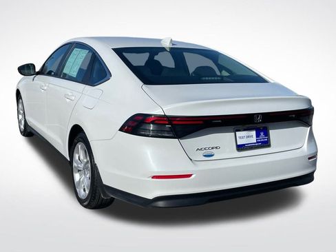 Certified 2025 Honda Accord LX image 4