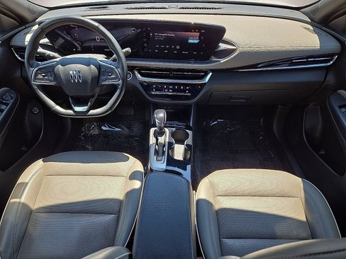 Used 2024 Buick Envista Avenir FWD image 18
