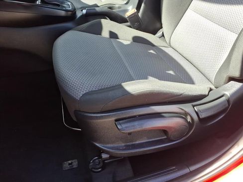 Used 2025 Kia Soul LX FWD image 16