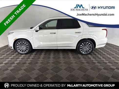 Used 2024 Hyundai Palisade Calligraphy AWD/4WD image 1