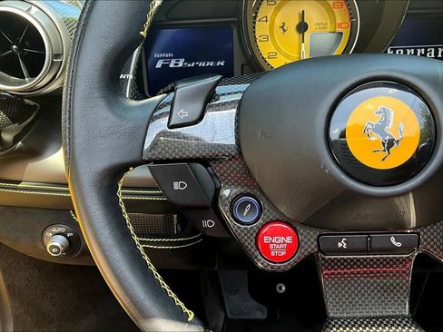 Used 2022 Ferrari F8 Tributo RWD image 11