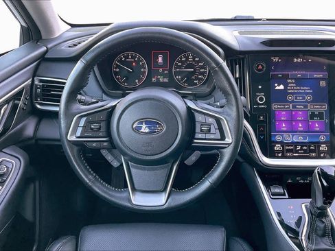 Used 2021 Subaru Outback Limited image 10
