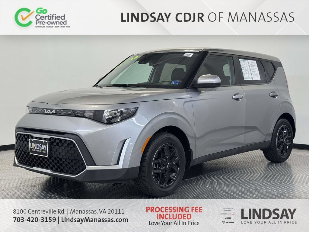 Used 2023 Kia Soul S FWD image 4