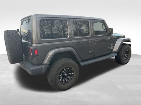Used 2019 Jeep Wrangler Unlimited Sahara image 16