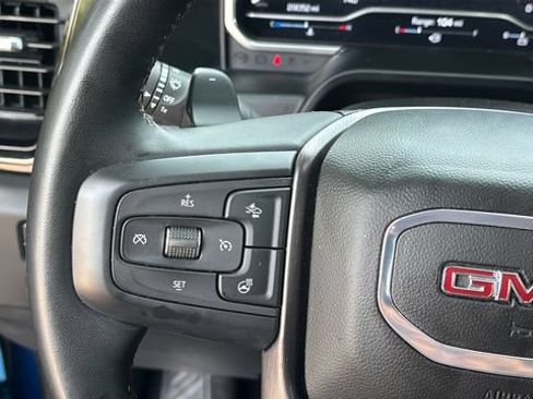Used 2024 GMC Sierra 1500 AT4 w/ Technology Package AWD/4WD image 23