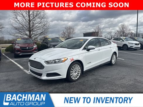 Used 2014 Ford Fusion S image 9