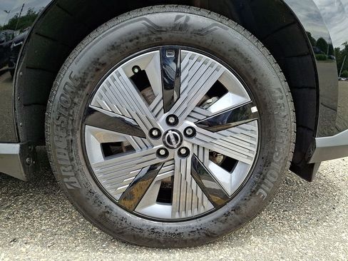 Certified 2025 Nissan Murano SL w/ Cargo Package AWD/4WD image 10