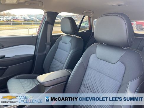 New 2026 Chevrolet Trax LT w/ Driver Confidence Package image 45