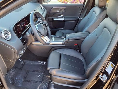 Used 2025 Mercedes-Benz GLA 250 4MATIC image 14