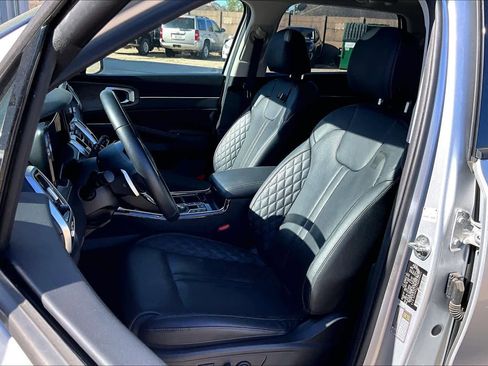 Certified 2022 Kia Sorento SX Prestige image 8