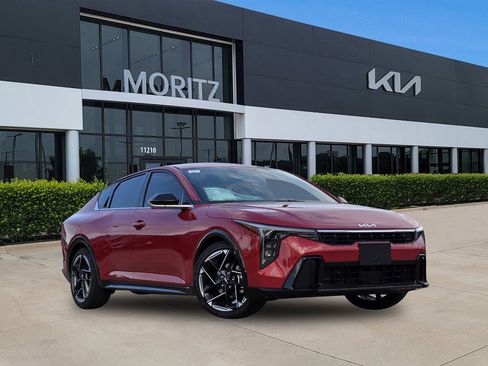 New 2025 Kia K4 GT-Line image 1