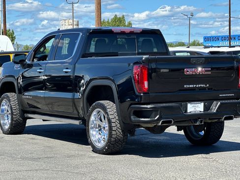 Used 2021 GMC Sierra 1500 Denali w/ Denali Ultimate Package AWD/4WD image 6