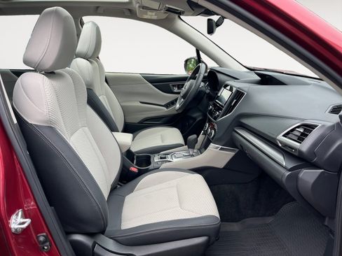 Certified 2024 Subaru Forester Premium AWD/4WD image 18