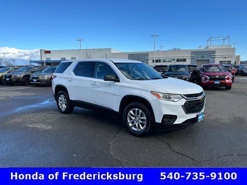 Used 2020 Chevrolet Traverse LS image 7