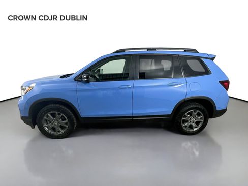 Used 2025 Honda Passport TrailSport image 9