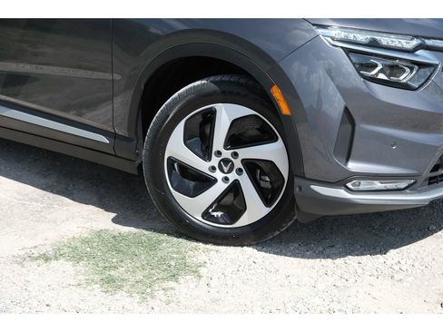 Used 2023 VinFast VF 8 Plus AWD/4WD image 8