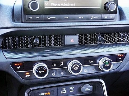 Used 2025 Honda CR-V EX image 28