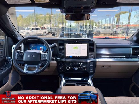 Used 2025 Ford F450 Lariat w/ Lariat Ultimate Package image 31